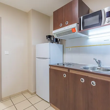 Appart'city Classic Centre Apartahotel 3*